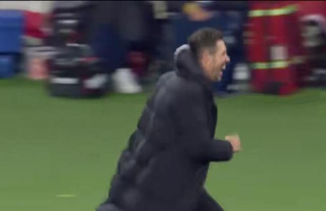 kaiyun开云-关于公牛引发争议！，蒂姆官方宣布持续失利新规引发球迷热议的信息